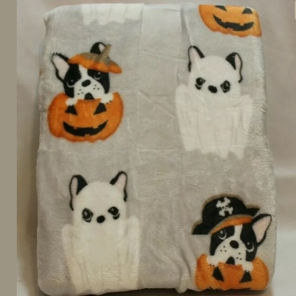 Goblinville Plush Halloween Blanket 60 x 70” NWT - Picture 3 of 5